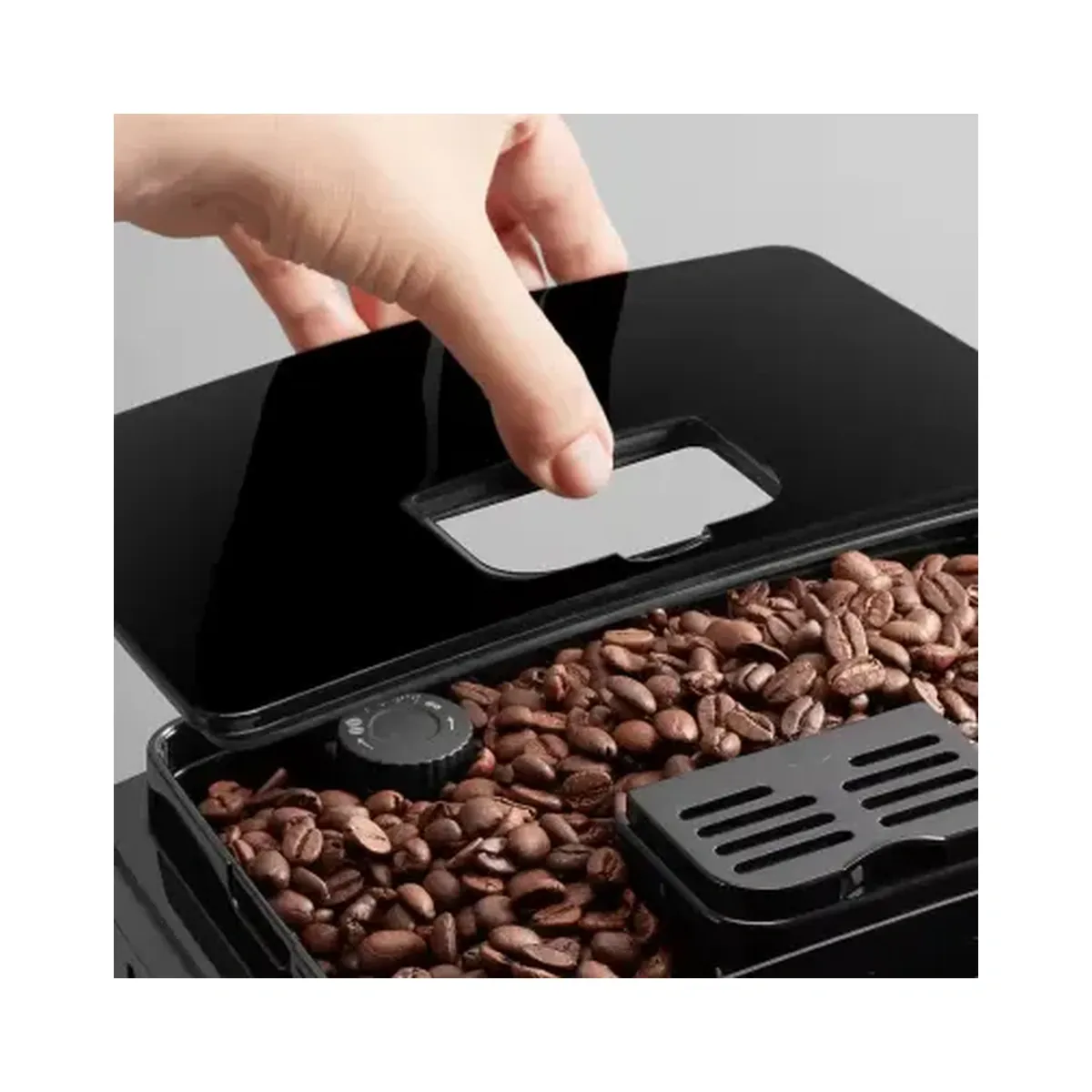 DeLonghi Magnifica S (ECAM22.114.B)(alt)